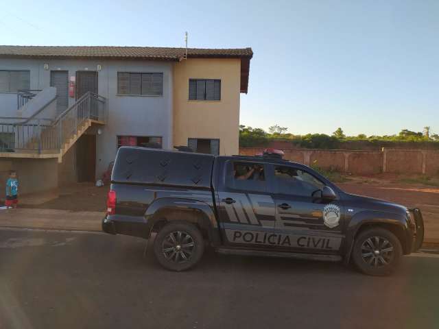 Grupo roubava carros da prefeitura para vender no Paraguai