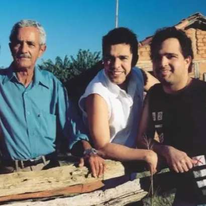 Pai dos sertanejos Zez&eacute; di Camargo e Luciano morre aos 83 anos