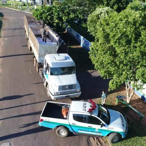 Avaliada em 5 milh&otilde;es, carga de agrot&oacute;xico contrabandeado &eacute; abandonada