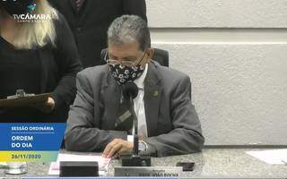 Presidente da Câmara, o vereador João Rocha (PSDB), durante sessão (Foto: Reprodução - Facebook)