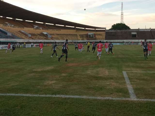 Oper&aacute;rio vence o Comercial por 1 a 0 em dia de cl&aacute;ssico sem p&uacute;blico no Moren&atilde;o