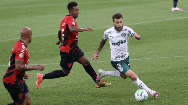 Palmeiras e S&atilde;o Paulo entram em campo hoje pela 22&ordf; rodada do Brasileir&atilde;o