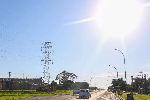 Sol brilha forte neste domingo com calor de 41&ordm;C em Mato Grosso do Sul 