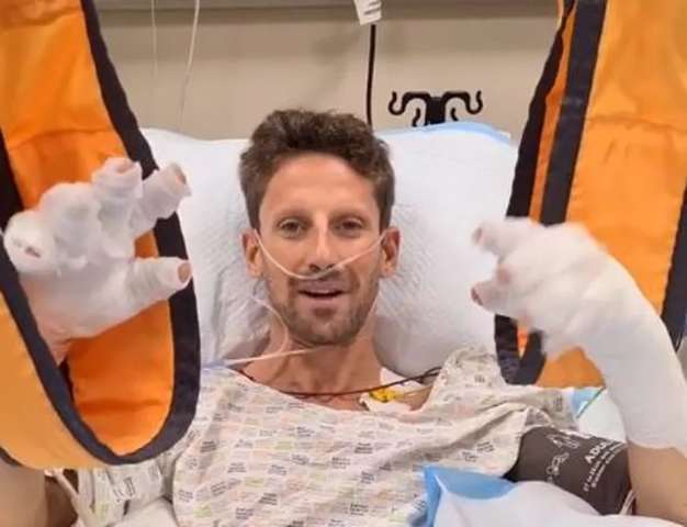 Ap&oacute;s forte acidente na F-1, Grosjean grava v&iacute;deo no hospital: &quot;estou bem&quot;