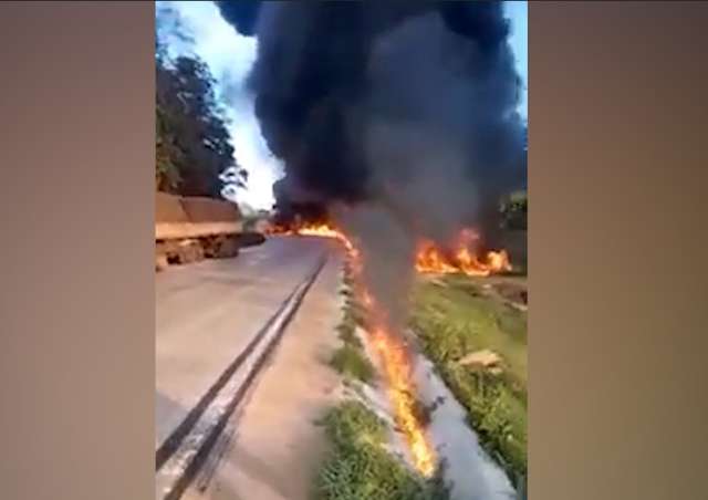 V&iacute;deo mostra rastro de fogo durante acidente que matou motorista