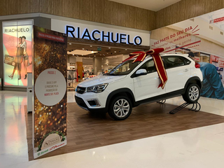 A promoção de Natal do Norte Sul Plaza tem um SUV CAOA Chery Tiggo. (Foto: Stéphanie Brittes.)