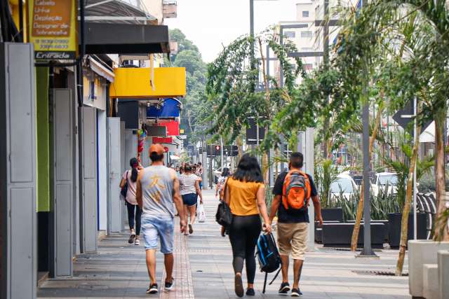 Para Associa&ccedil;&atilde;o Comercial, vendas continuar&atilde;o bem se houver organiza&ccedil;&atilde;o