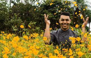 Bruno é o chef por trás da venda de flores comestíveis (Foto: Moura Photo)