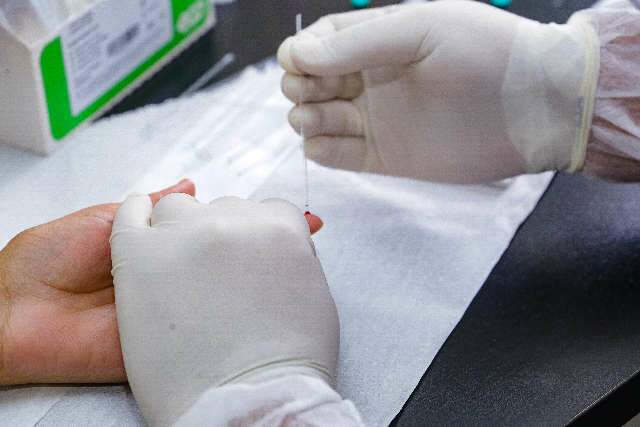 Mortes com covid-19 passam de 800 e h&aacute; mais 2,2 mil casos suspeitos na Capital