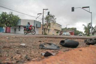 Colisão entre carro e ônibus deixa duas pessoas em estado grave Colisão entre carro e ônibus deixa duas pessoas em estado grave