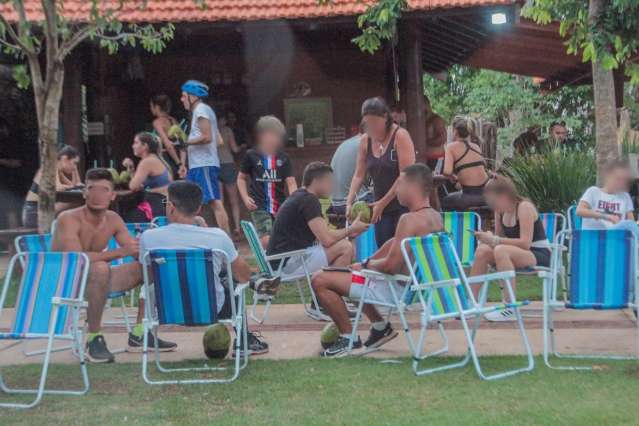 Parque dos Poderes tem aglomera&ccedil;&atilde;o apesar de aumento da covid-19
