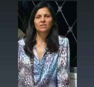 Família procura mulher de 46 anos que desapareceu no Jardim Pênfigo Família procura mulher de 46 anos que desapareceu no Jardim Pênfigo