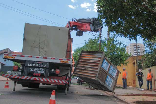 Em primeiro dia de a&ccedil;&atilde;o, pol&iacute;cia retira 17 bancas do bicho na Capital