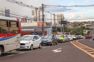 &quot;Tem que ter paci&ecirc;ncia&quot;, diz motorista sobre demora de sem&aacute;foros em rotat&oacute;rias