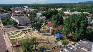 Vista do alto da Praça Zacarias mourão, em Coxim (Foto: Divulgação)