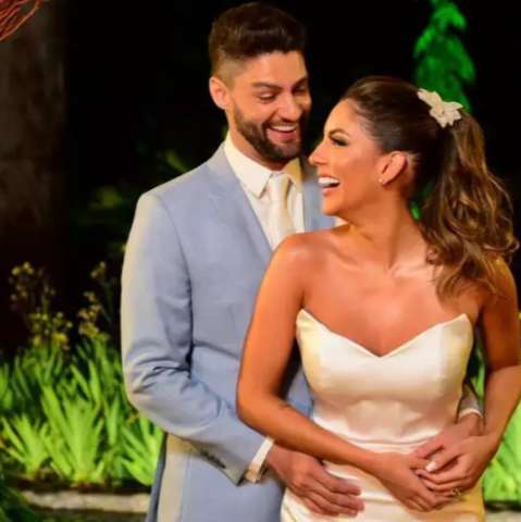 &ldquo;Culpa minha em errar contigo&rdquo;, diz Munhoz ao anunciar separa&ccedil;&atilde;o
