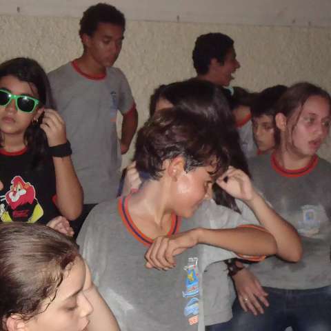 Quem s&atilde;o as crian&ccedil;as suadas da festinha na escola que viralizou?