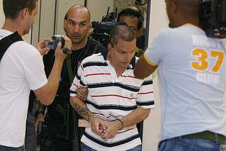 Abadia ficou preso na penitenciária federal de Campo Grande e foi acusado de tramar sequestro. 