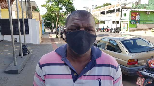 Comerciante presa por ofensa racista paga R$ 10,4 mil de fian&ccedil;a e &eacute; solta