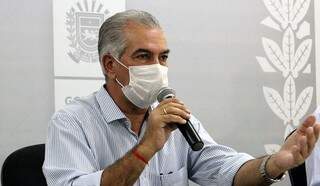 Governador Reinaldo Azambuja anunciou repasses ontem. (Foto: Chico Ribeiro | Governo MS)