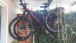 No maior condom&iacute;nio da Capital, ladr&otilde;es miram em bicicletas caras