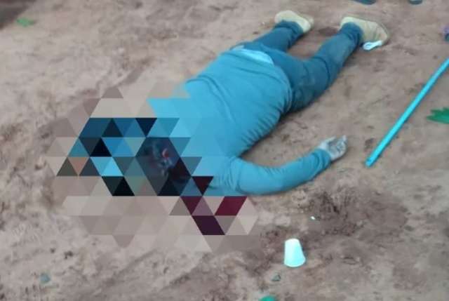 Dois morrem em tiroteio durante festa de anivers&aacute;rio na fronteira