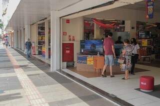 &Uacute;ltimo domingo antes do Natal &eacute; de &quot;paradeira&quot; no Centro