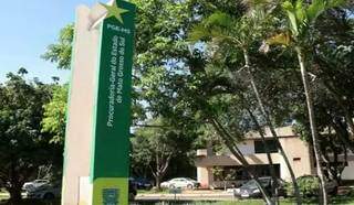 Sede da Procuradoria-Geral do Estado, no Parque dos Poderes, em Campo Grande (Foto: Divulgação/PGE)