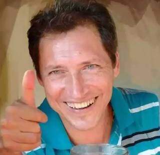 Chargista Marco Antônio Rosa Borges tinha de 54 anos (Foto: Arquivo pessoal)