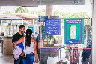 Perto do Natal, cuidados contra covid são aliados em viagens Perto do Natal, cuidados contra covid são aliados em viagens