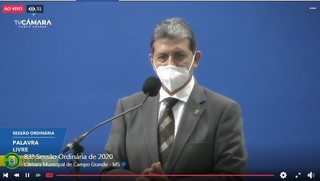 Vereador João Rocha (MDB), durante discurso na Câmara Municipal (Foto: Reprodução - Facebook)