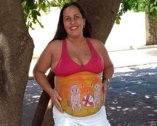 Morre Michella, m&atilde;e que venceu a covid-19 ap&oacute;s dar &agrave; luz a g&ecirc;meos 