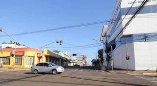 Morador de rua &eacute; cercado por homens e esfaqueado na Rua 26 de Agosto
