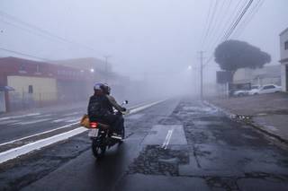 Frio também teve seu momento de força, em MS; chegou a haver previsão de geada para Campo Grande (Foto: Kísie Ainoã)