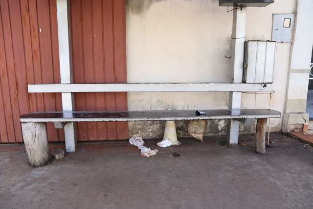 Esfaqueado foge de hospital e &eacute; socorrido novamente passando mal em cal&ccedil;ada 