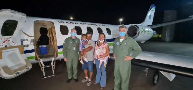 Aos 4 anos, Alice vai de avi&atilde;o at&eacute; SP por transplante que &#039;ganhou&#039; no Natal 