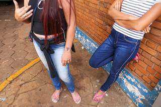 Visita de "Natal" na Máxima tem fila, sem direito à comida e veto a grávidas Visita de "Natal" na Máxima tem fila, sem direito à comida e veto a grávidas