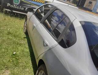 Pol&iacute;cia apreende ve&iacute;culo com 115 kg de inseticida da China em MS