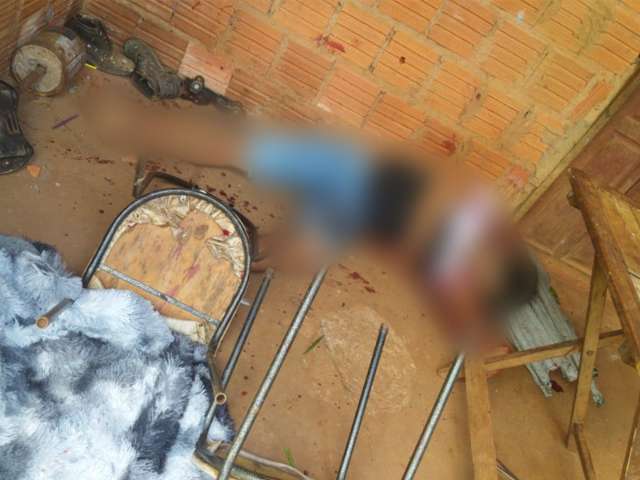 Homem de 28 anos &eacute; morto a tiros dentro de casa na fronteira 