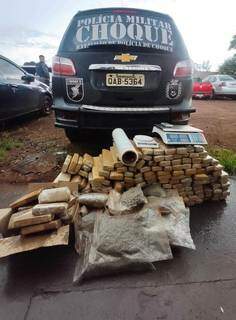 Dupla que usava lava-jato com entreposto do tr&aacute;fico, &eacute; presa com 149 Kg de droga