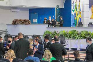 No dia da posse, vereadores citam bandeiras e j&aacute; apresentam projetos