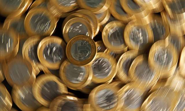 Sal&aacute;rio m&iacute;nimo passa a valer R$ 1.100 a partir desta sexta-feira