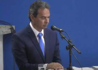 Minuto de sil&ecirc;ncio em homenagem a v&iacute;timas da covid abre posse de Marquinhos