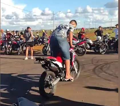 Imagens mostram aglomera&ccedil;&atilde;o de motociclistas e perigo em &ldquo;Manobrinha no Caiob&aacute;&rdquo;