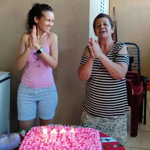 Após 48 anos, “sorte” faz mãe e filha se reencontrarem no aniversário