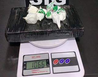 Dono de &quot;boca de fumo&quot; &eacute; preso com R$ 53 mil em coca&iacute;na 