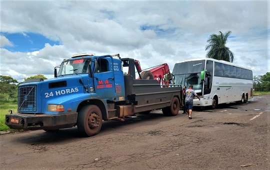 Pela 2&ordf; vez, &ocirc;nibus de aplicativo &eacute; apreendido por irregularidade