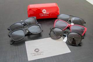 Para não prejudicar a visãom, ofertas chegam aos óculos solares com alta proteção. (Foto: Marcos Maluf)
