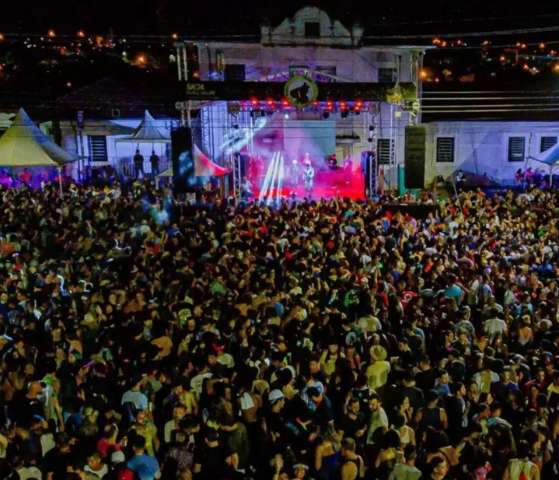 Covid cancela folia, mas feriado est&aacute; garantido para trabalhadores