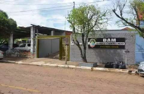 Menina torturada em ritual de cura passa por procedimento e est&aacute; fora de perigo 